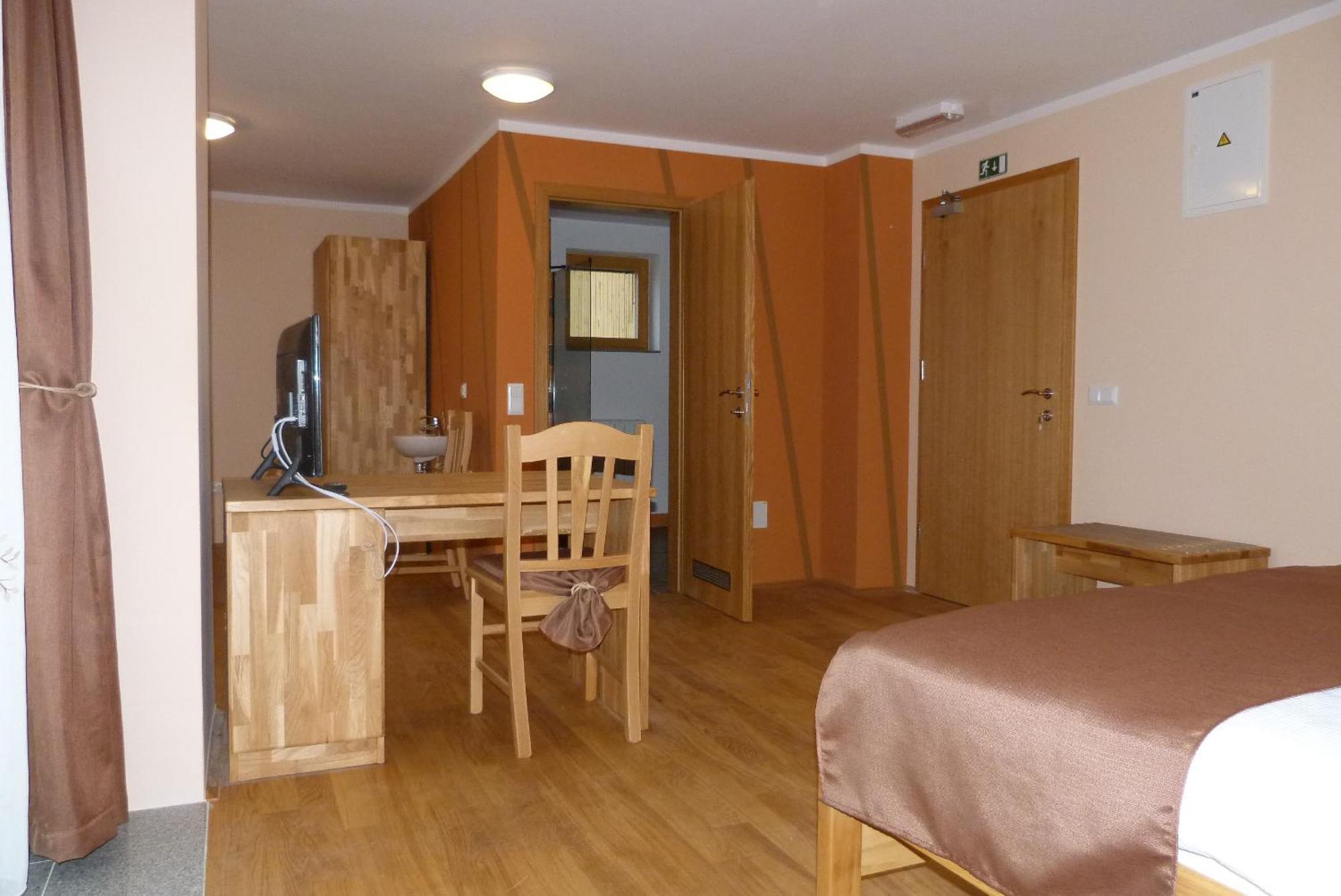 Guest House Eco Vila Mila Rogaška Slatina Pokoj fotografie